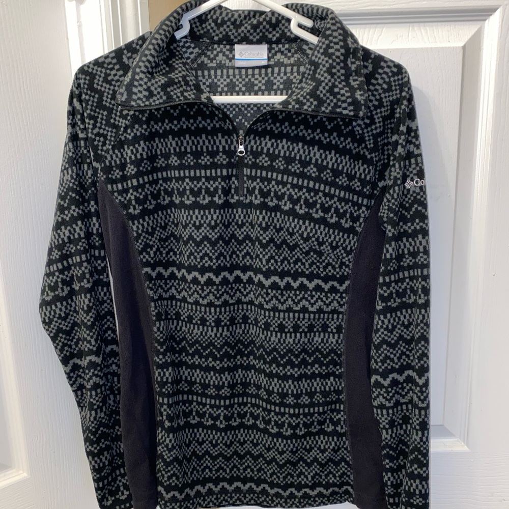 Lightweight Columbia Pullover